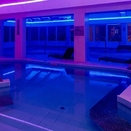 Hotel Aqua Blue 3*