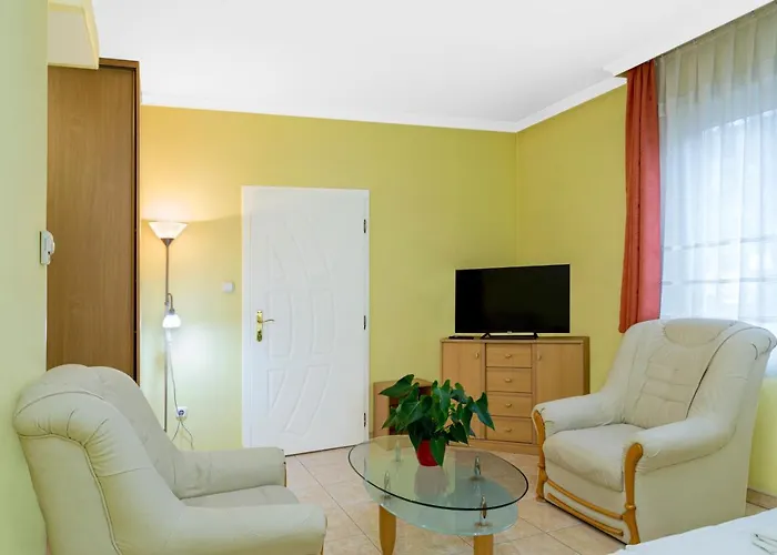Aqua Blue Hotel 3*