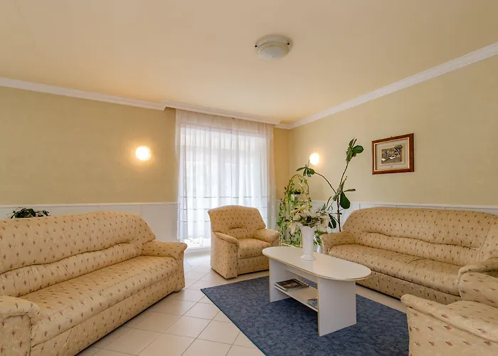 Aqua Blue Hotel 3*