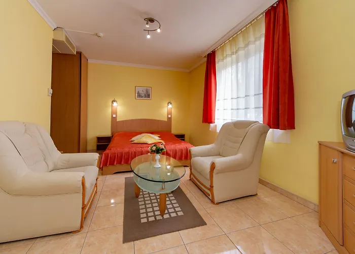 Aqua Blue Hotel 3*